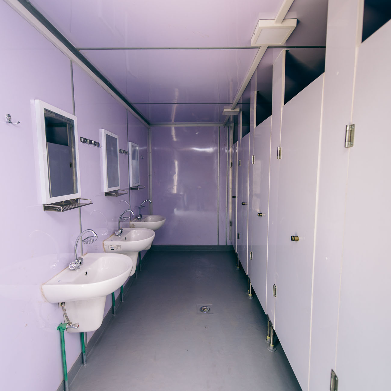 وحدة دورات مياه متنقلة للمشاريع والفعاليات